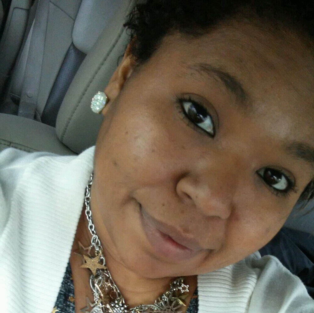 Meet your Posher, Candy